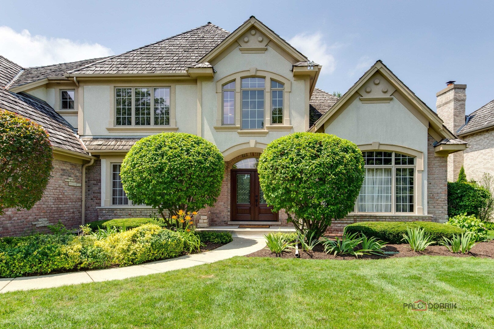 Libertyville, Illinois, 60048, United States, 5 Bedrooms Bedrooms, ,5 BathroomsBathrooms,Residential,Active,1900216