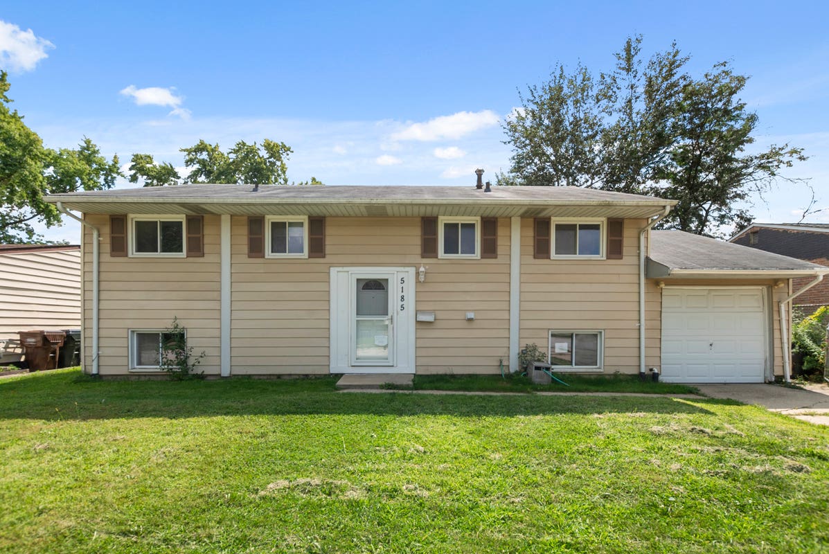 5185 GREENTREE RD, OAK FOREST, IL 60452 | RE/MAX