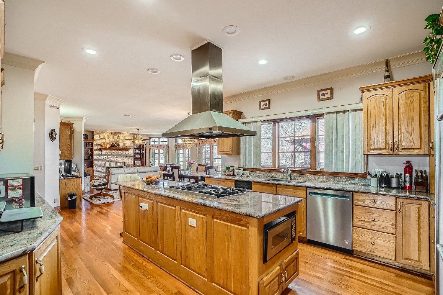 Wadsworth, Illinois, 60083, United States, ,6 BathroomsBathrooms,Residential,Active,1753516