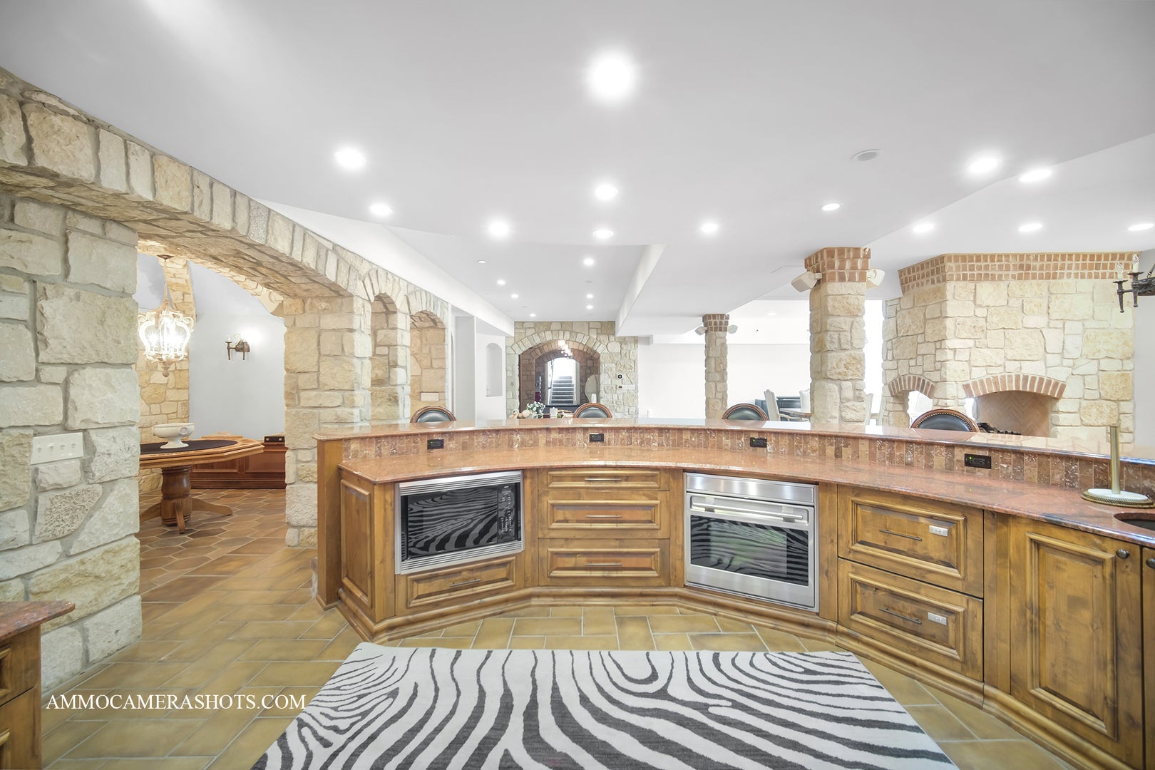 South Barrington, Illinois, 60010, United States, 5 Bedrooms Bedrooms, ,7 BathroomsBathrooms,Residential,Active,1960172