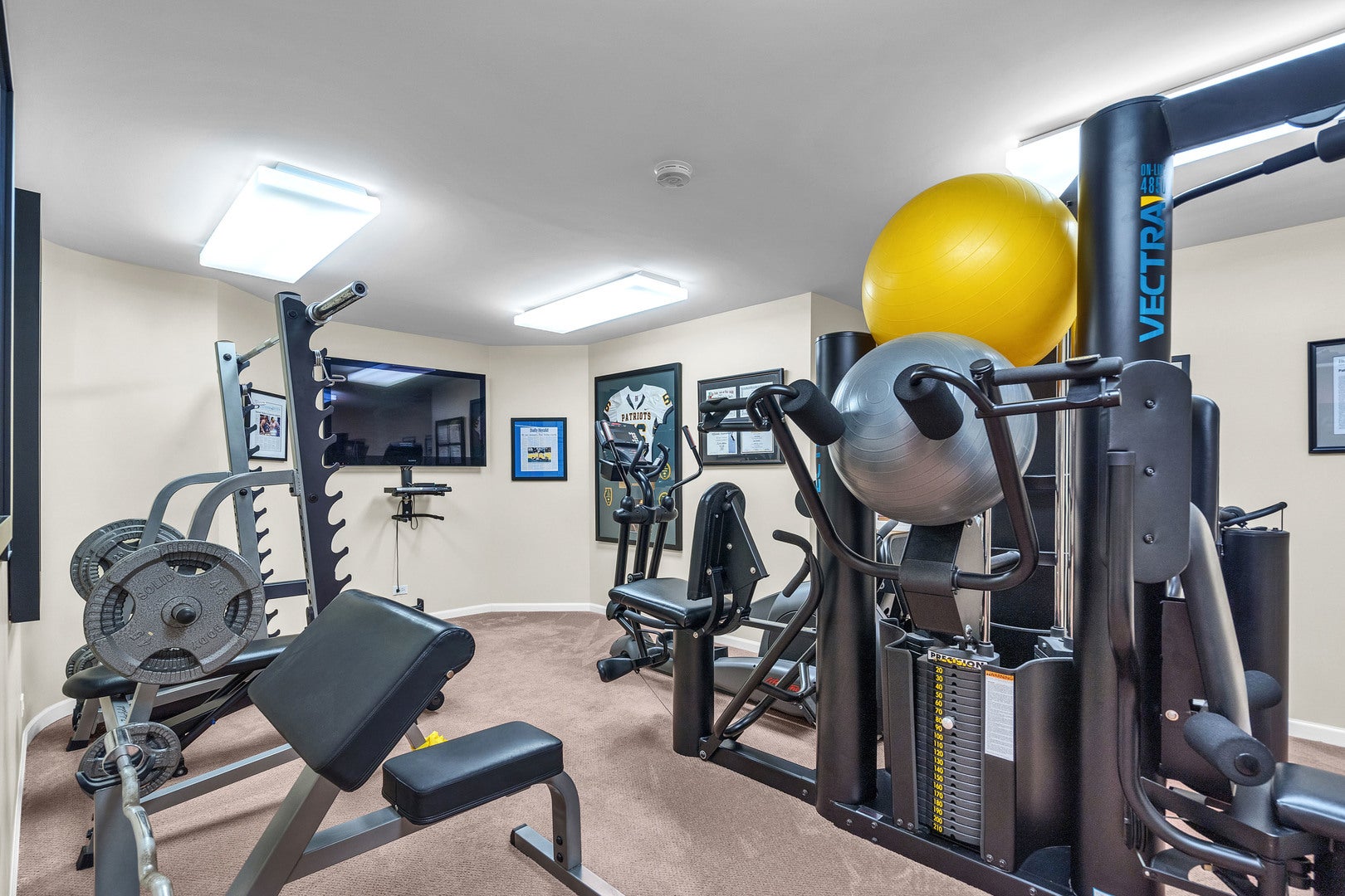 Buffalo Grove, Illinois, 60089, United States, 5 Bedrooms Bedrooms, ,5 BathroomsBathrooms,Residential,Active,1922274