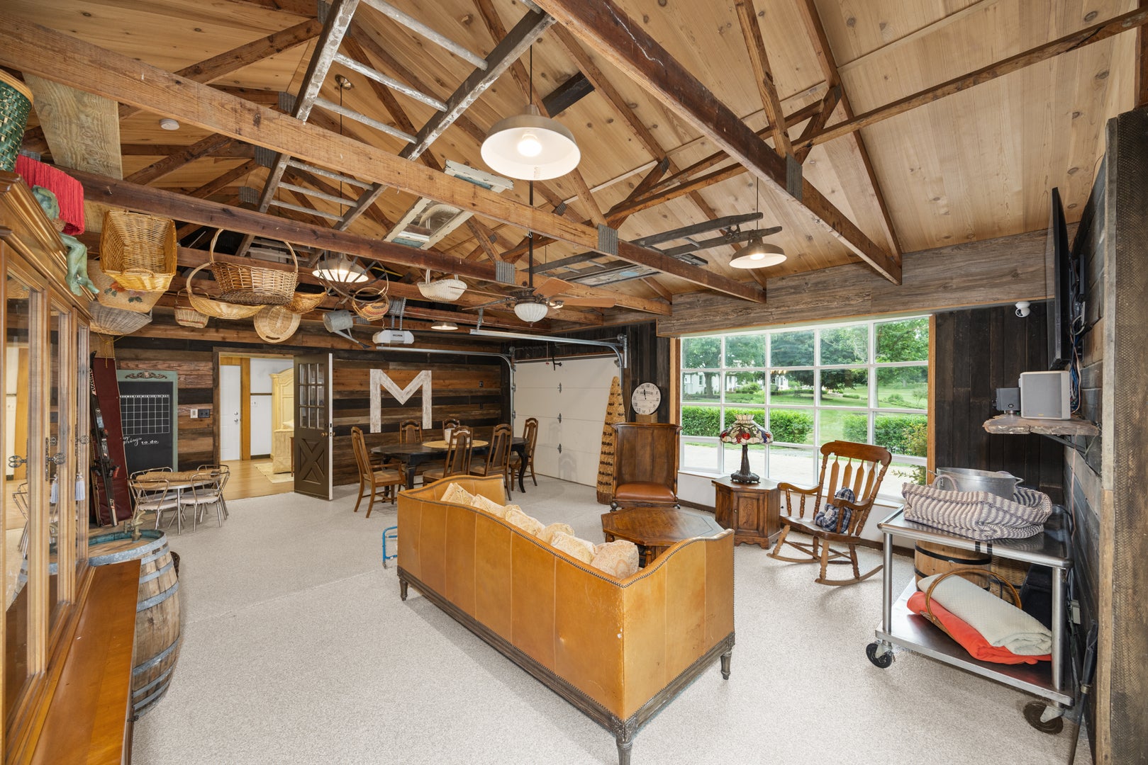 Barrington Hills, Illinois, 60010, United States, 6 Bedrooms Bedrooms, ,5 BathroomsBathrooms,Residential,Active,1987275