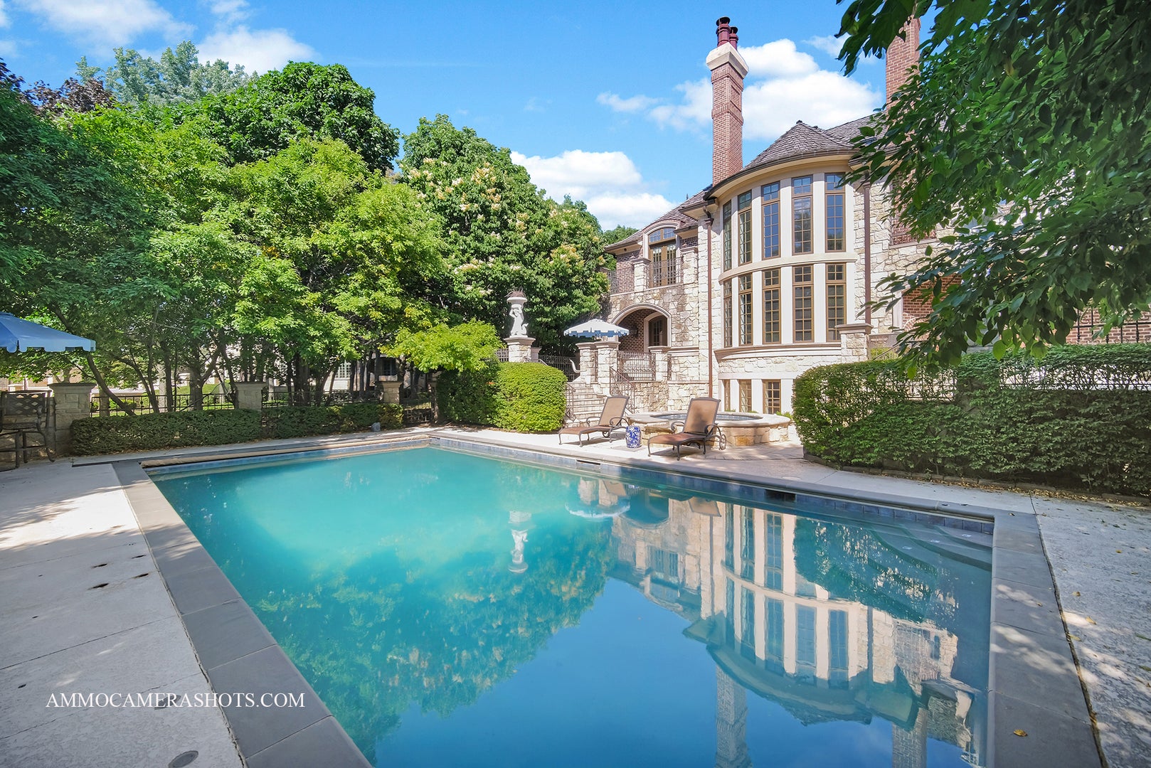 South Barrington, Illinois, 60010, United States, 5 Bedrooms Bedrooms, ,7 BathroomsBathrooms,Residential,Active,1960172