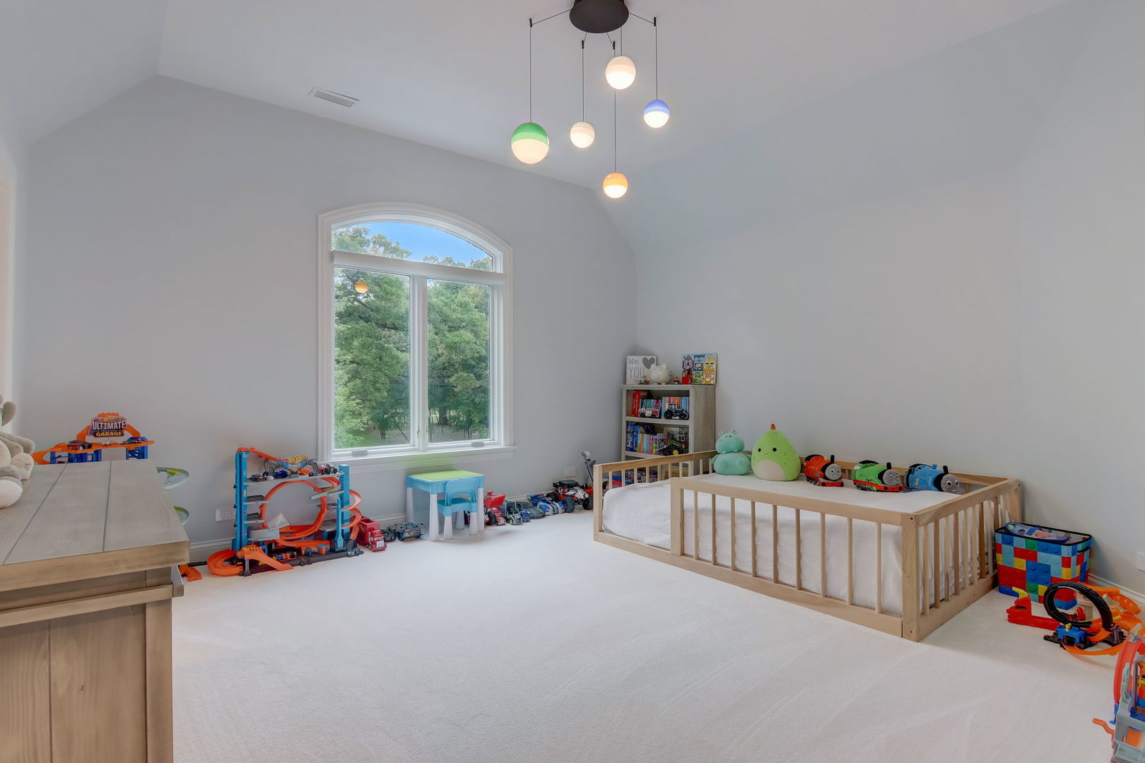 Barrington Hills, Illinois, 60021, United States, 4 Bedrooms Bedrooms, ,5 BathroomsBathrooms,Residential,Active,1968433