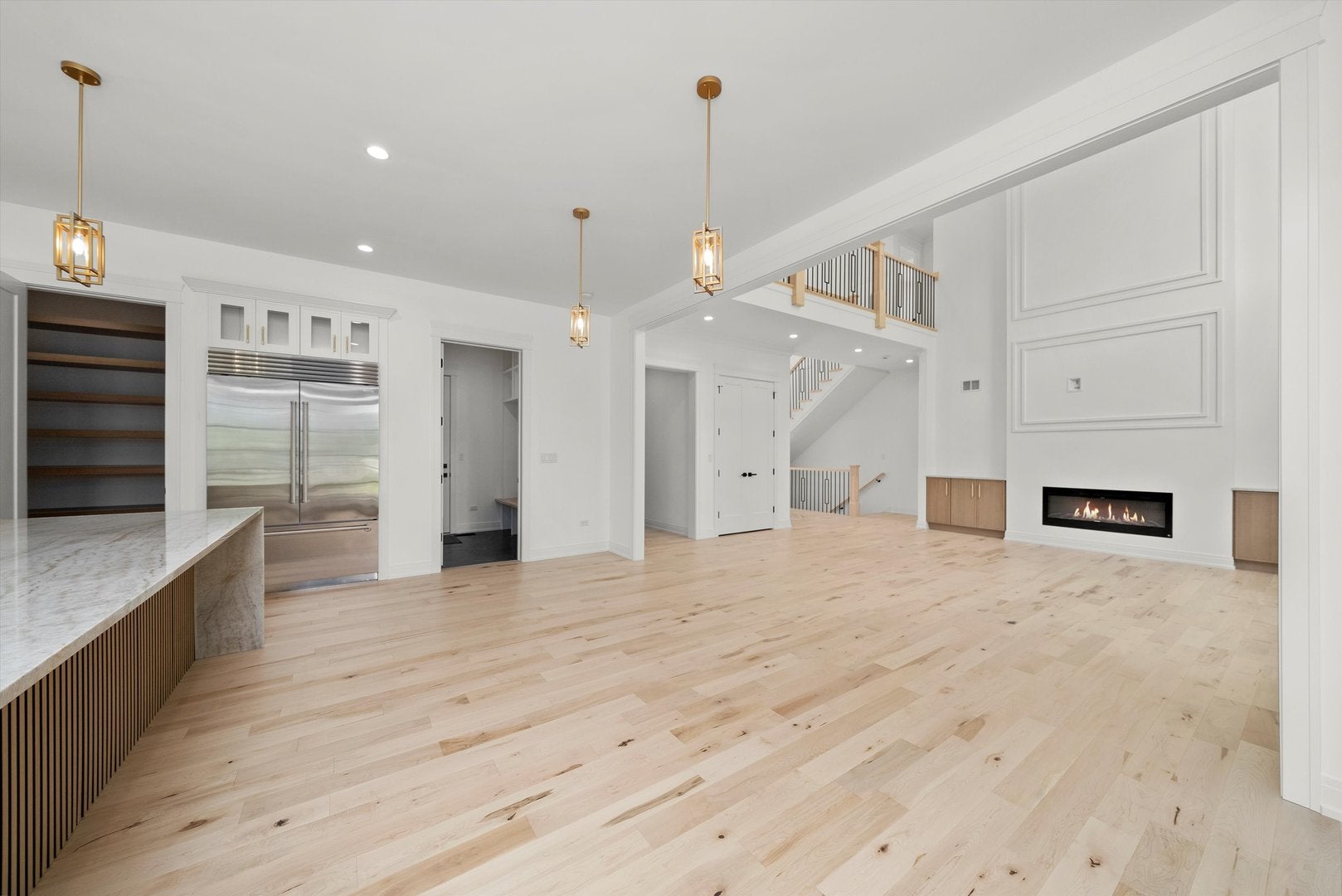 Burr Ridge, Illinois, 60527, United States, 6 Bedrooms Bedrooms, ,6 BathroomsBathrooms,Residential,Active,1929664