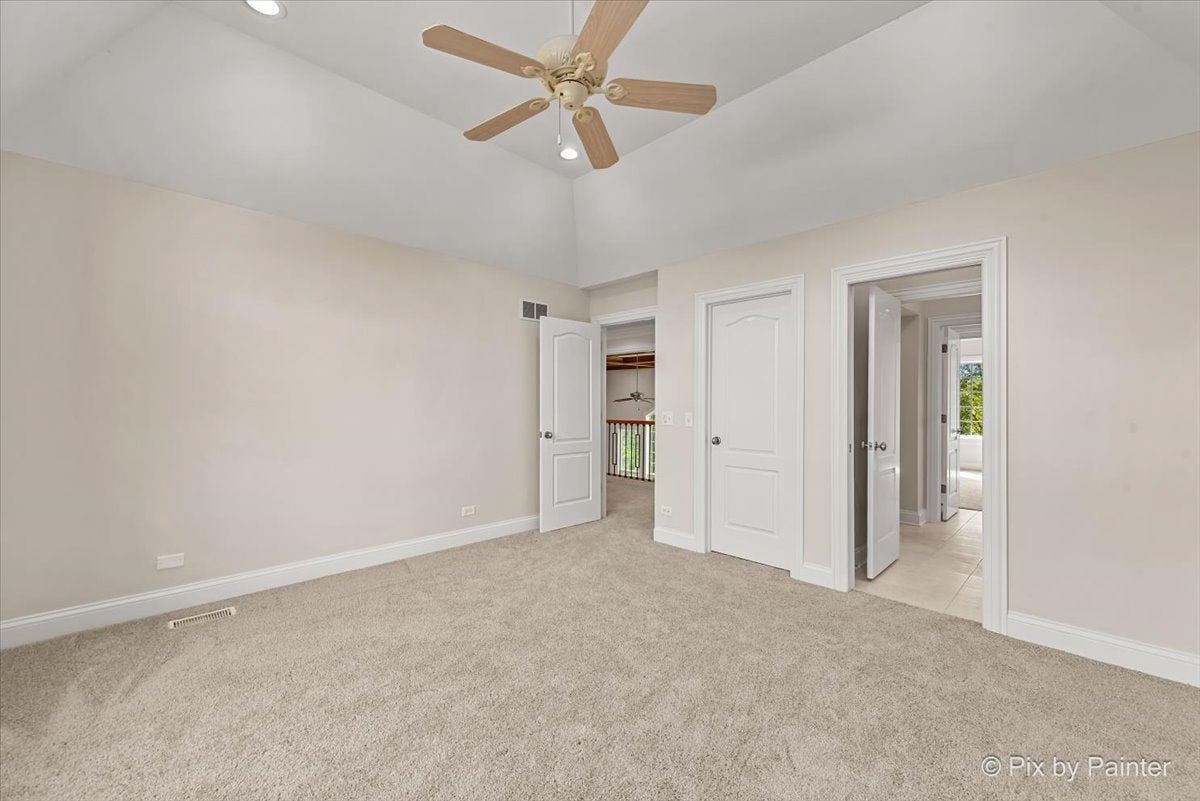 St. Charles, Illinois, 60175, United States, 5 Bedrooms Bedrooms, ,5 BathroomsBathrooms,Residential,Active,1959536