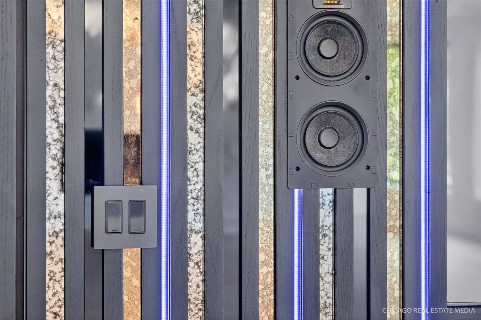 Burr Ridge, Illinois, 60527, United States, 5 Bedrooms Bedrooms, ,6 BathroomsBathrooms,Residential,Active,1995246