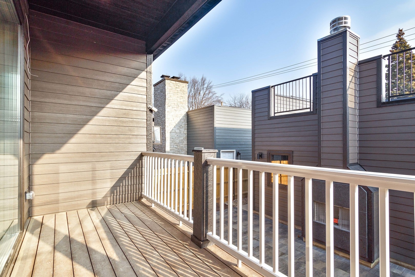 Chicago, Illinois, 60618, United States, 5 Bedrooms Bedrooms, ,5 BathroomsBathrooms,Residential,Active,2007948