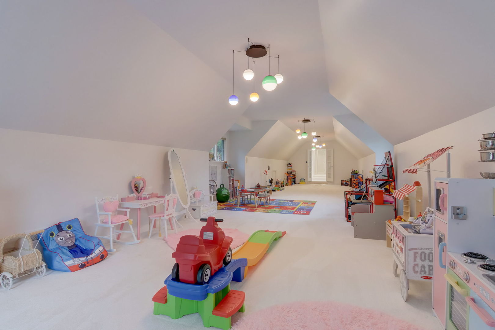 Barrington Hills, Illinois, 60021, United States, 4 Bedrooms Bedrooms, ,5 BathroomsBathrooms,Residential,Active,1968433