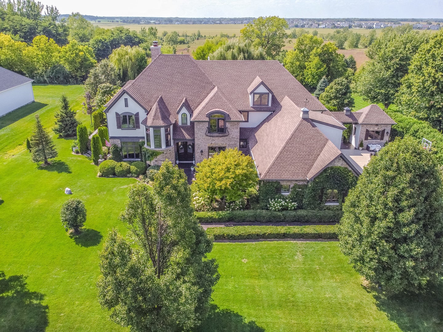 Oswego, Illinois, 60543, United States, 5 Bedrooms Bedrooms, ,7 BathroomsBathrooms,Residential,Active,1936626
