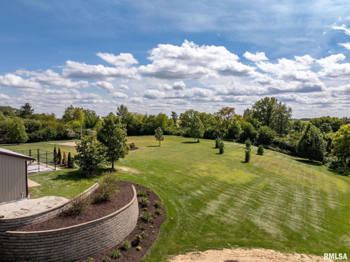 Geneseo, Illinois, 61254, United States, 3 Bedrooms Bedrooms, ,3 BathroomsBathrooms,Residential,Active,2011424