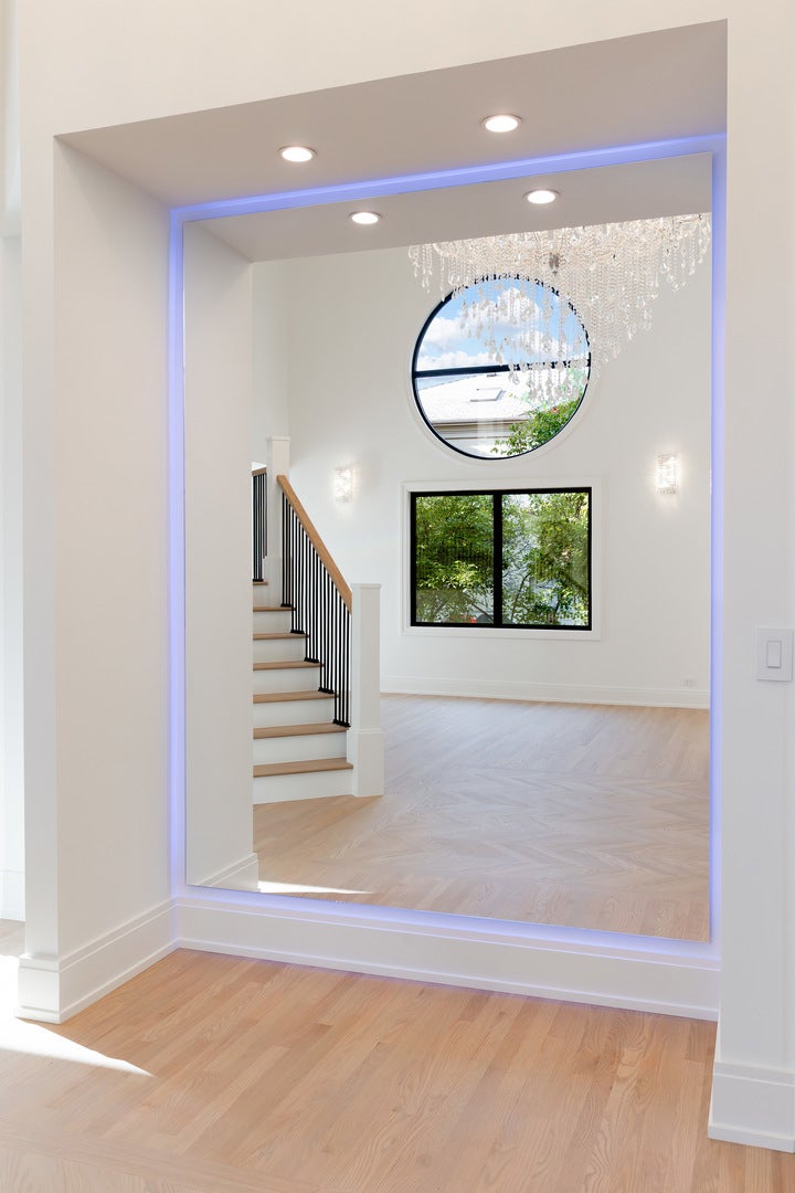 Burr Ridge, Illinois, 60527, United States, 5 Bedrooms Bedrooms, ,6 BathroomsBathrooms,Residential,Active,1995246