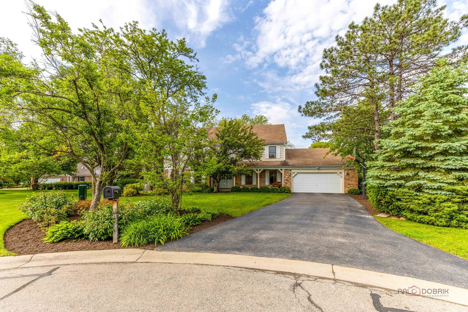 Lincolnshire, Illinois, 60045, United States, 5 Bedrooms Bedrooms, ,4 BathroomsBathrooms,Residential,Active,1885006
