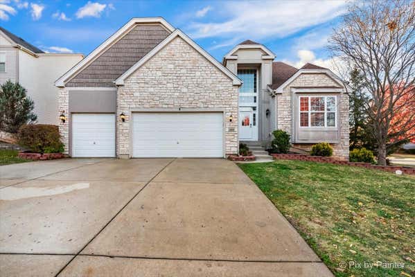 323 ENGLISH OAK LN, STREAMWOOD, IL 60107 - Image 1