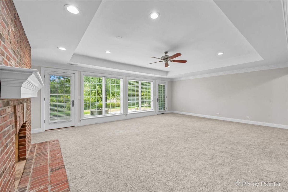 St. Charles, Illinois, 60175, United States, 5 Bedrooms Bedrooms, ,5 BathroomsBathrooms,Residential,Active,1959536