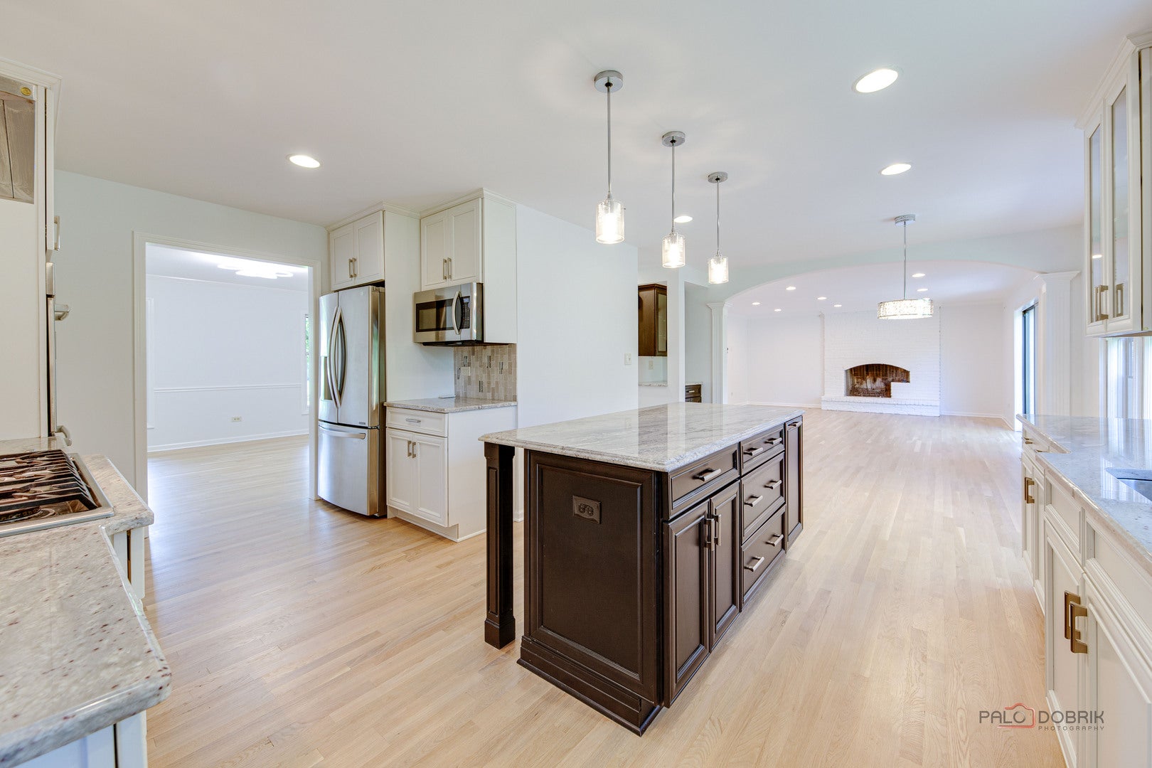 Lincolnshire, Illinois, 60045, United States, 5 Bedrooms Bedrooms, ,4 BathroomsBathrooms,Residential,Active,1885006