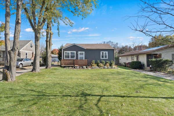 527 N LAKEWOOD TER, ROUND LAKE, IL 60073 - Image 1