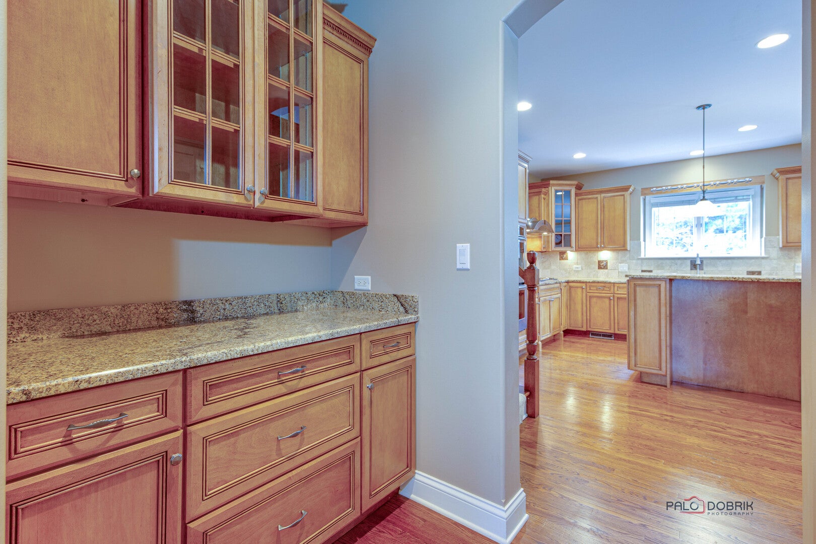 Libertyville, Illinois, 60048, United States, 5 Bedrooms Bedrooms, ,5 BathroomsBathrooms,Residential,Active,1900216