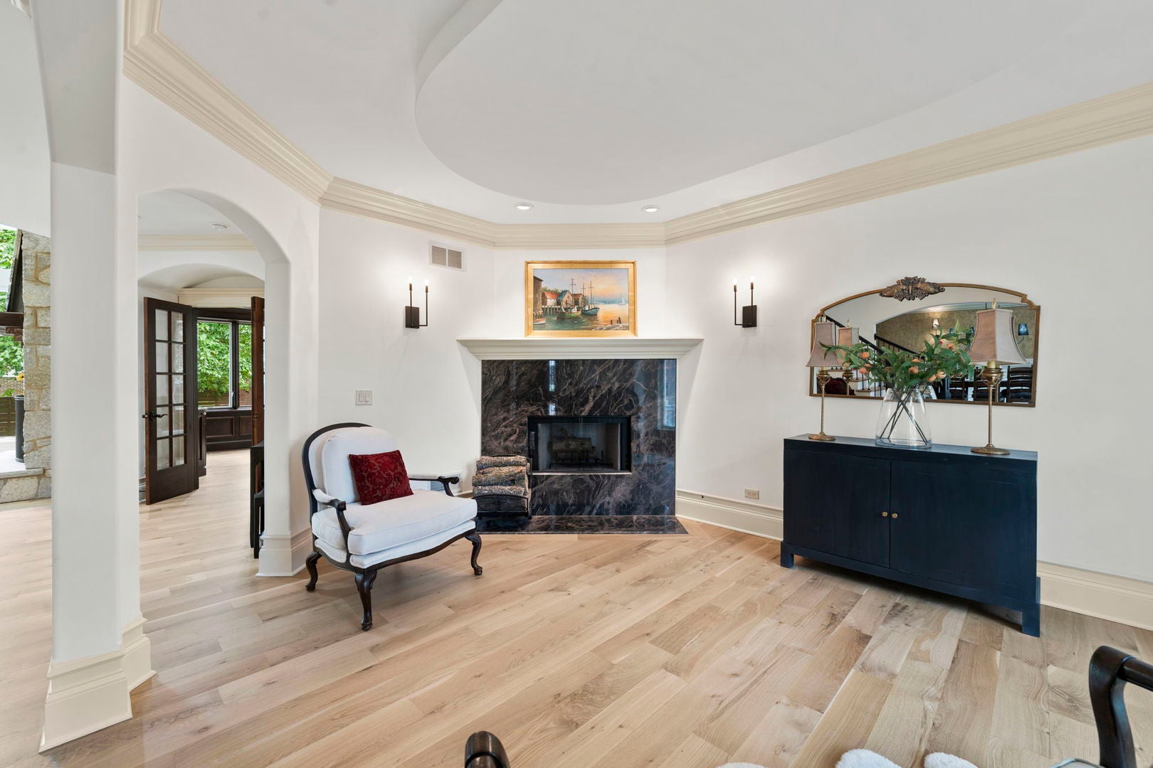 Wheaton, Illinois, 60187, United States, 6 Bedrooms Bedrooms, ,5 BathroomsBathrooms,Residential,Active,1926883