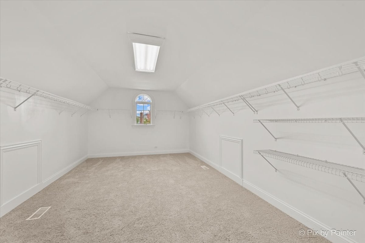 St. Charles, Illinois, 60175, United States, 5 Bedrooms Bedrooms, ,5 BathroomsBathrooms,Residential,Active,1959536