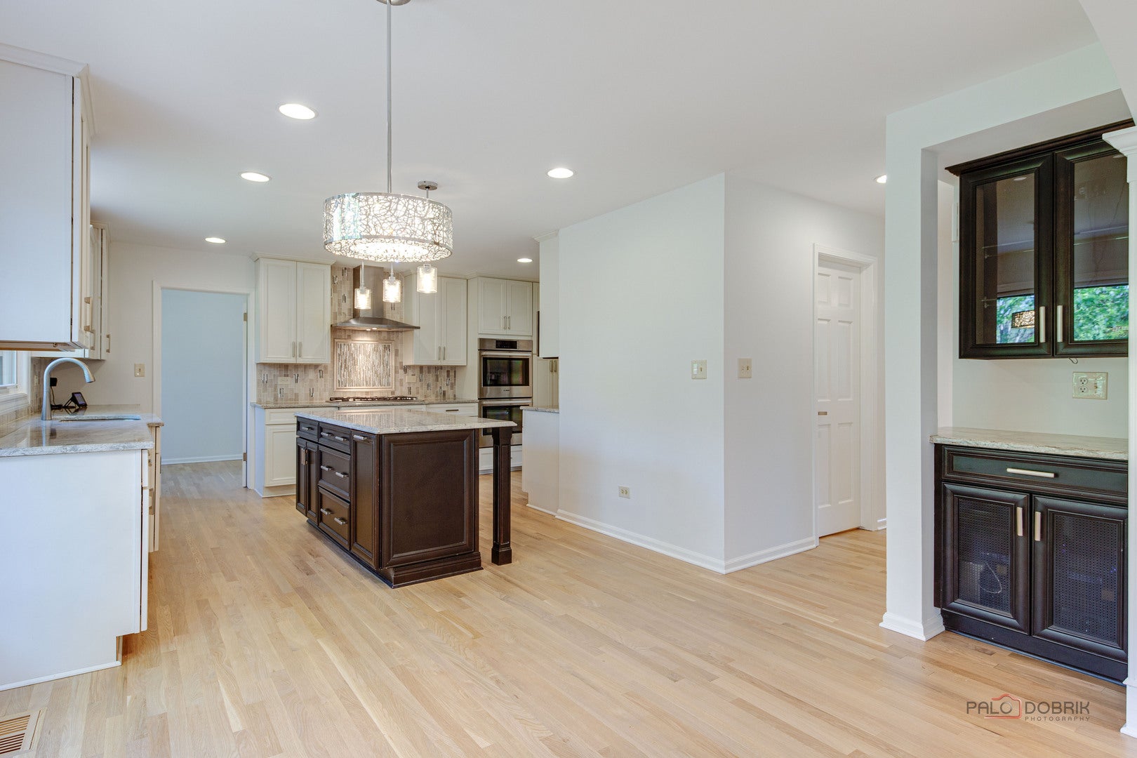 Lincolnshire, Illinois, 60045, United States, 5 Bedrooms Bedrooms, ,4 BathroomsBathrooms,Residential,Active,1885006