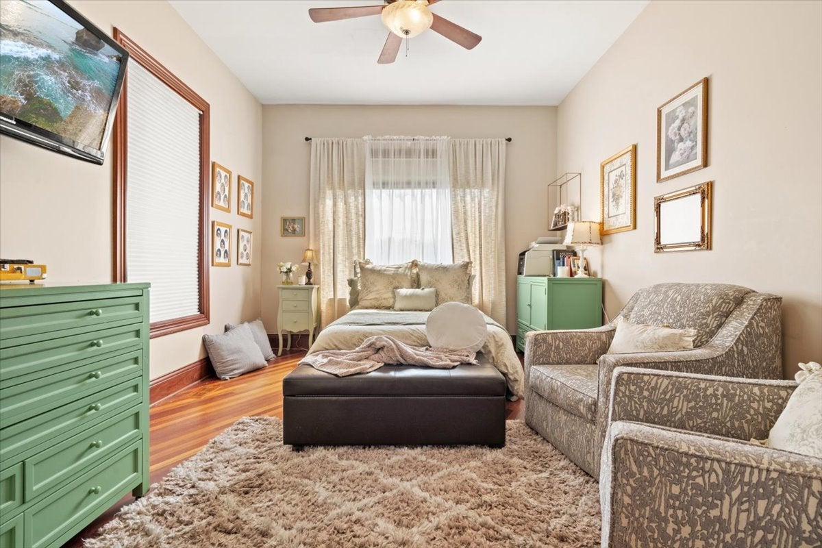 Barrington, Illinois, 60010, United States, 5 Bedrooms Bedrooms, ,7 BathroomsBathrooms,Residential,Active,1914793