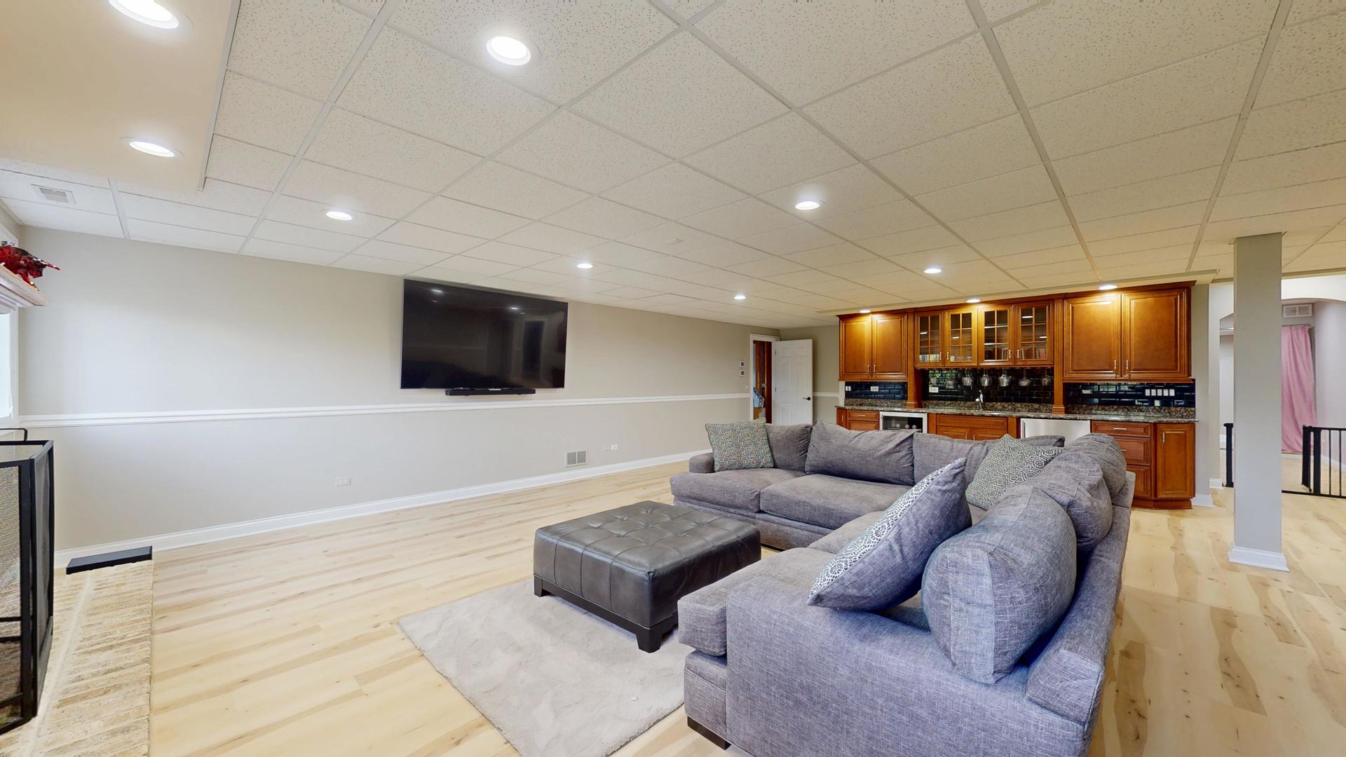 Hawthorn Woods, Illinois, 60047, United States, 5 Bedrooms Bedrooms, ,6 BathroomsBathrooms,Residential,Active,1969669