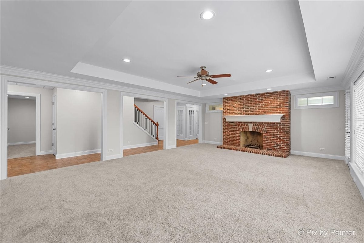 St. Charles, Illinois, 60175, United States, 5 Bedrooms Bedrooms, ,5 BathroomsBathrooms,Residential,Active,1959536