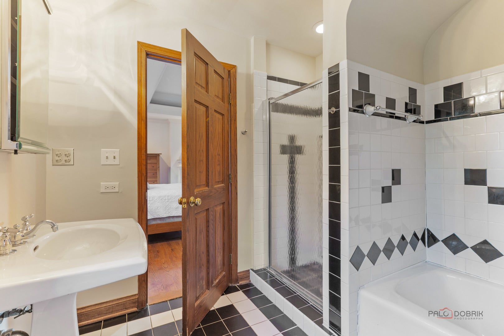 Bannockburn, Illinois, 60015, United States, 9 Bedrooms Bedrooms, ,9 BathroomsBathrooms,Residential,Active,1972189