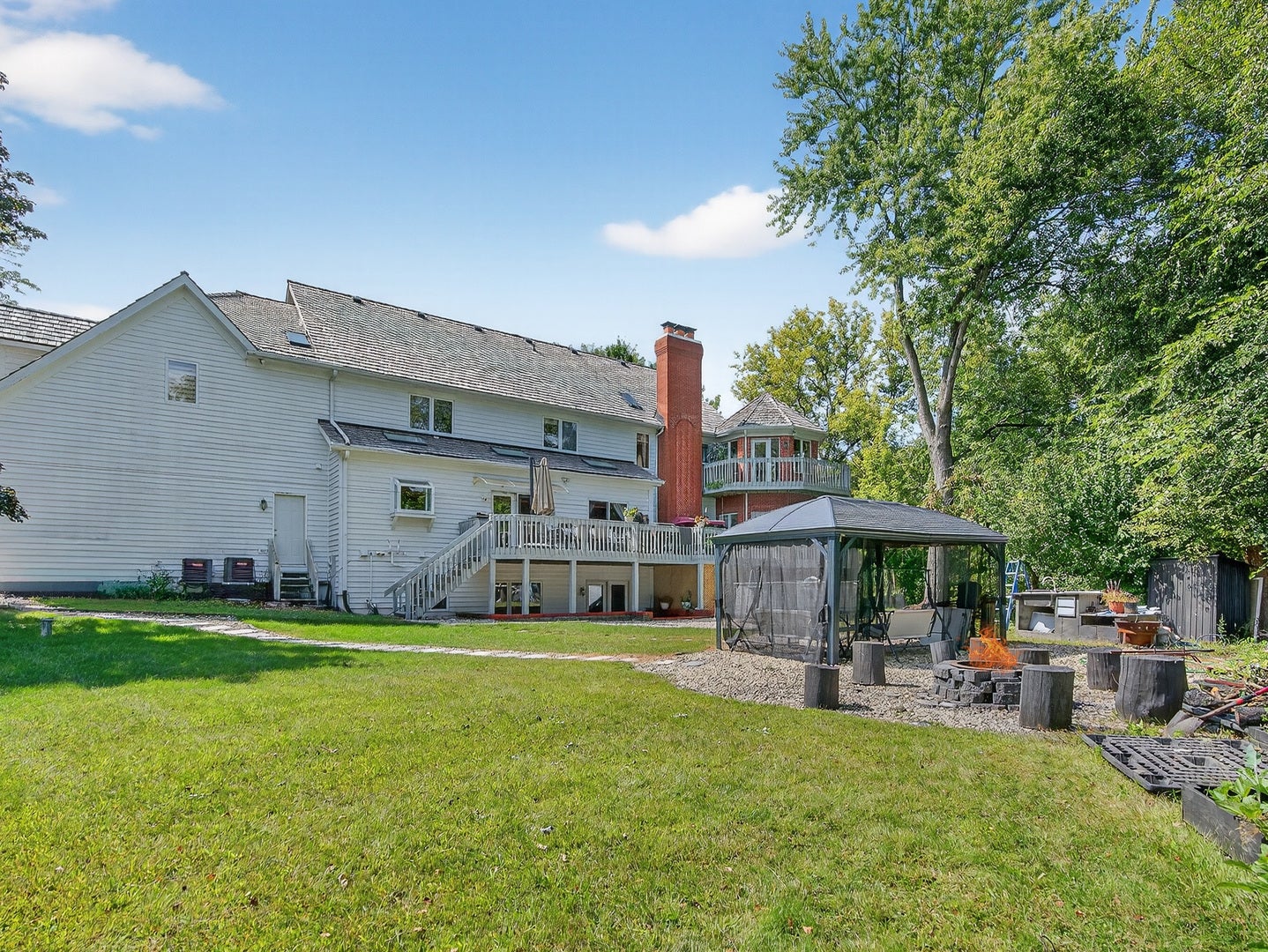 Long Grove, Illinois, 60047, United States, 6 Bedrooms Bedrooms, ,5 BathroomsBathrooms,Residential,Active,1943819