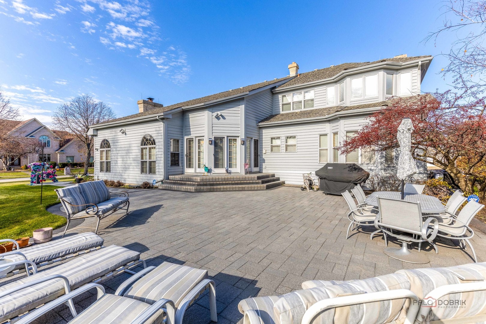 Buffalo Grove, Illinois, 60089, United States, 5 Bedrooms Bedrooms, ,4 BathroomsBathrooms,Residential,Active,2007181