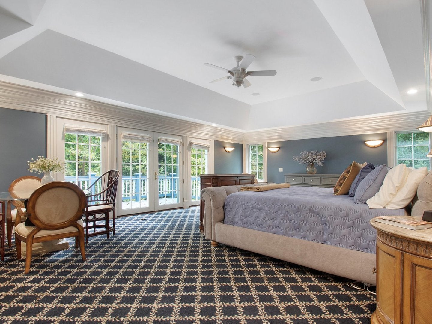 Rockford, Illinois, 61107, United States, 6 Bedrooms Bedrooms, ,7 BathroomsBathrooms,Residential,Active,1922304