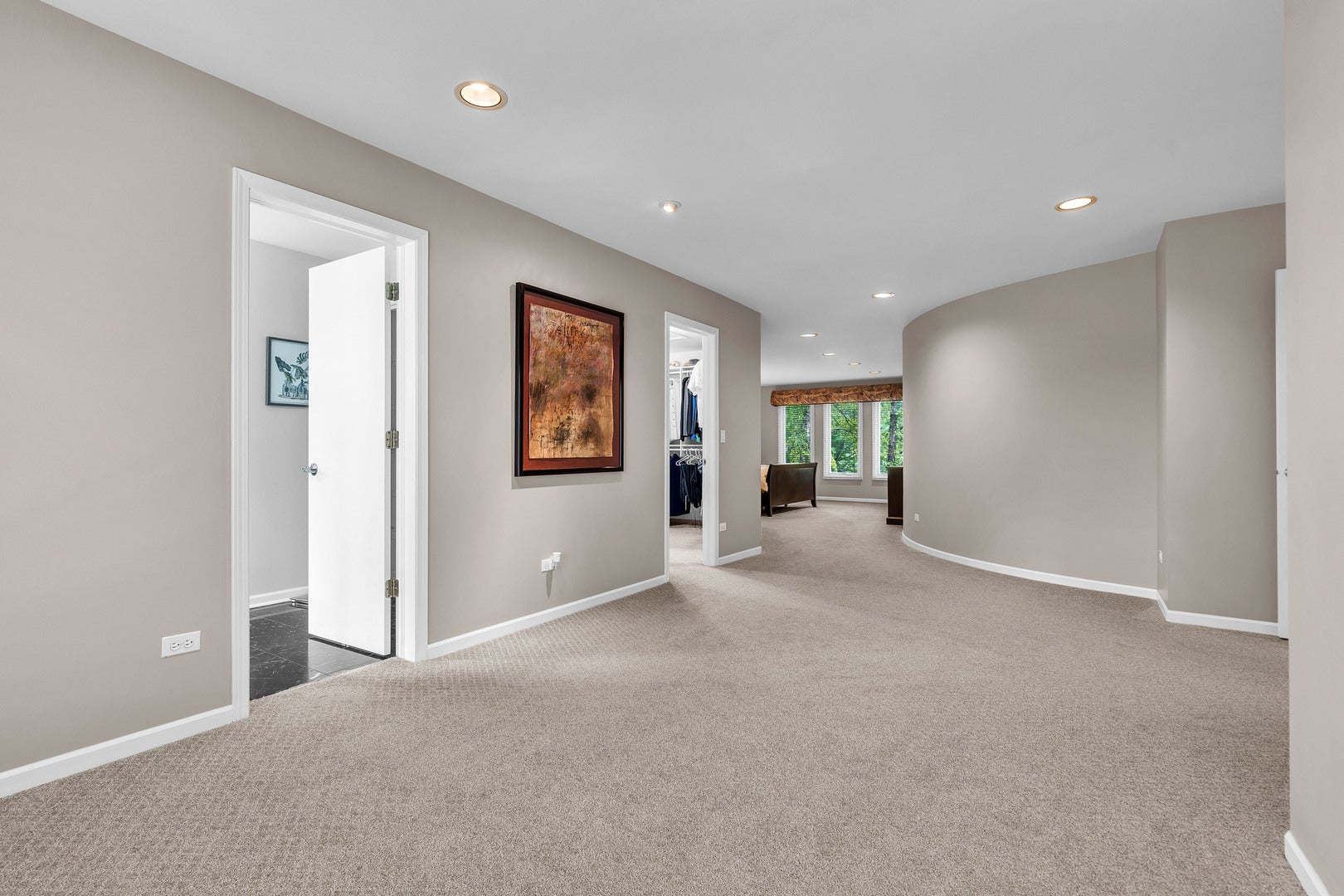 Buffalo Grove, Illinois, 60089, United States, 5 Bedrooms Bedrooms, ,5 BathroomsBathrooms,Residential,Active,1922274