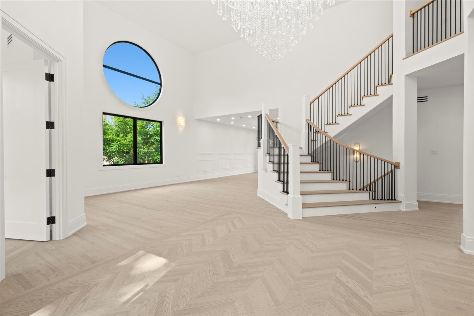 Burr Ridge, Illinois, 60527, United States, 5 Bedrooms Bedrooms, ,6 BathroomsBathrooms,Residential,Active,1927649
