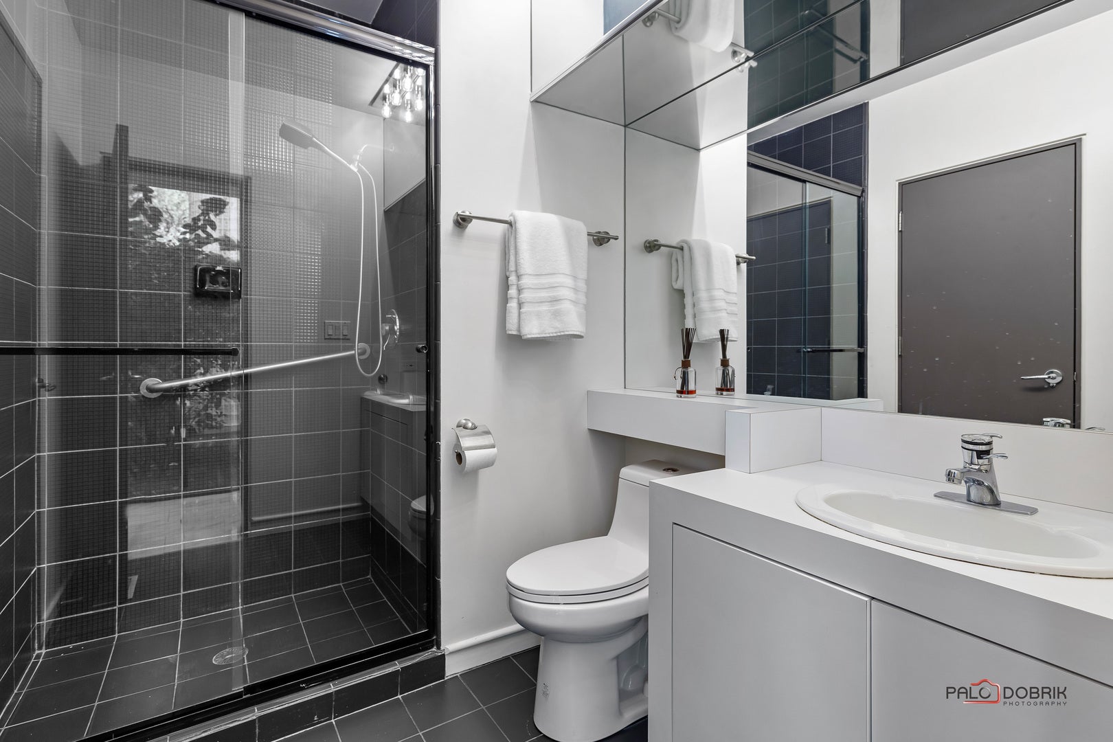 Northbrook, Illinois, 60062, United States, 6 Bedrooms Bedrooms, ,6 BathroomsBathrooms,Residential,Active,2027781