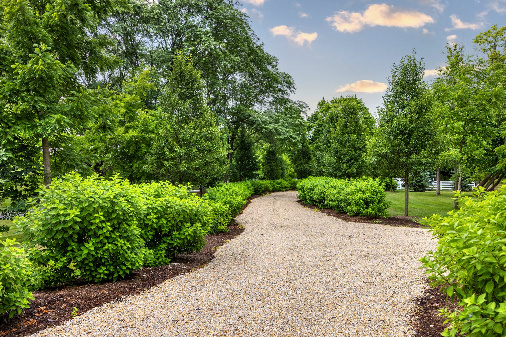 Barrington Hills, Illinois, 60010, United States, 6 Bedrooms Bedrooms, ,5 BathroomsBathrooms,Residential,Active,1987275