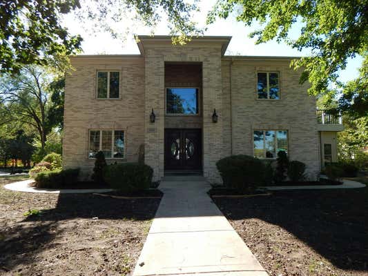 105 W THACKER ST, SCHAUMBURG, IL 60194 - Image 1