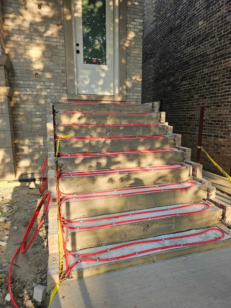 Chicago, Illinois, 60618, United States, 5 Bedrooms Bedrooms, ,5 BathroomsBathrooms,Residential,Active,1988433