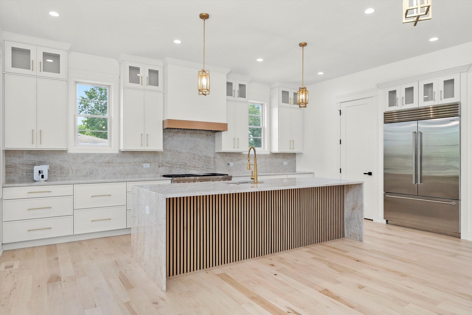 Burr Ridge, Illinois, 60527, United States, 6 Bedrooms Bedrooms, ,6 BathroomsBathrooms,Residential,Active,1929664