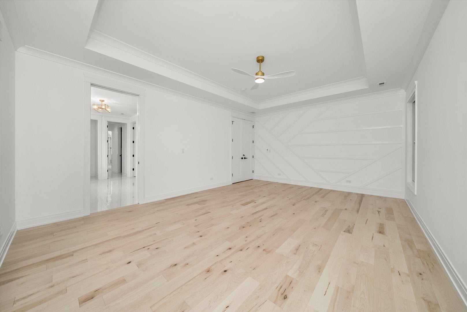 Burr Ridge, Illinois, 60527, United States, 6 Bedrooms Bedrooms, ,6 BathroomsBathrooms,Residential,Active,1929664