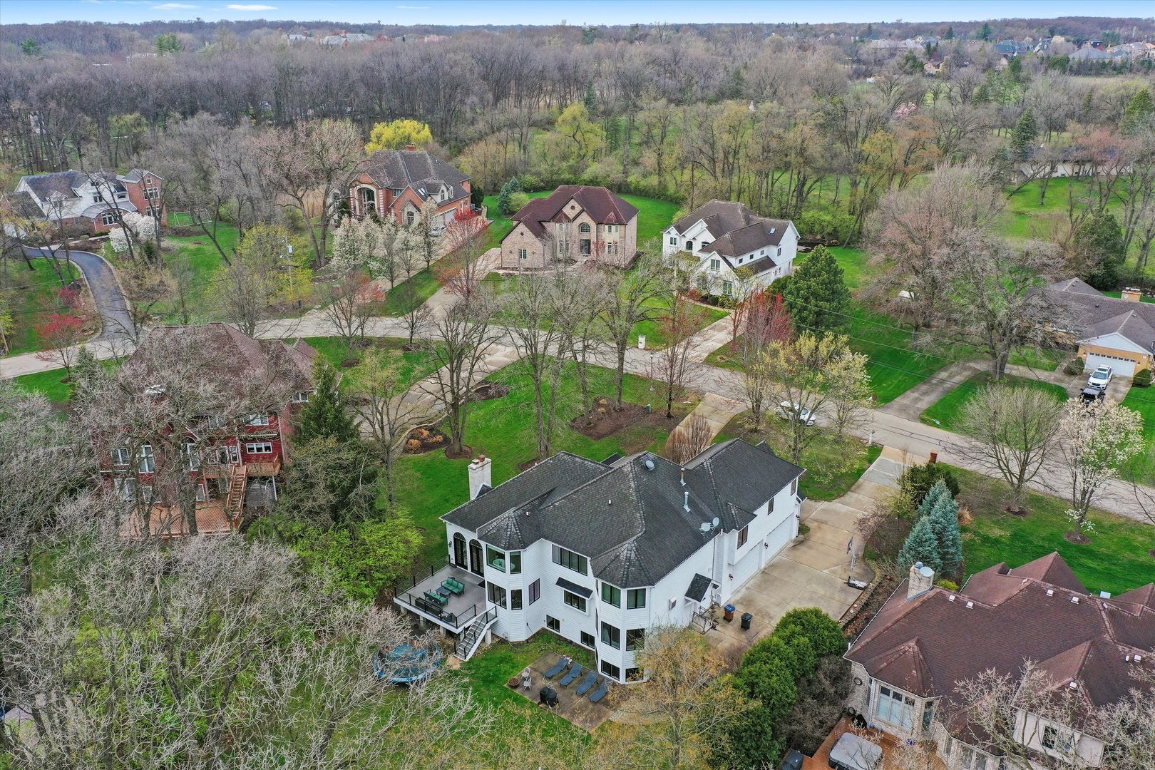 Willow Springs, Illinois, 60480, United States, 5 Bedrooms Bedrooms, ,5 BathroomsBathrooms,Residential,Active,1988455