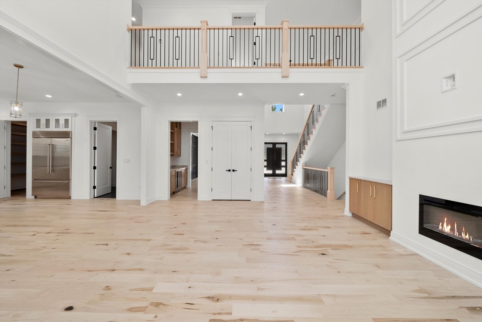 Burr Ridge, Illinois, 60527, United States, 6 Bedrooms Bedrooms, ,6 BathroomsBathrooms,Residential,Active,1929664