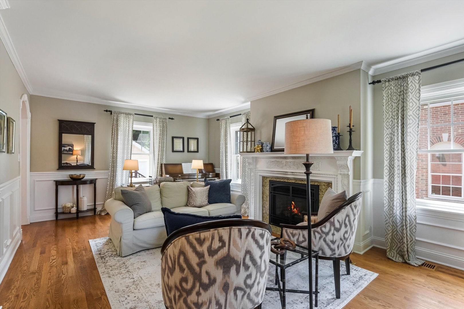 Park Ridge, Illinois, 60068, United States, 5 Bedrooms Bedrooms, ,5 BathroomsBathrooms,Residential,Active,1926710