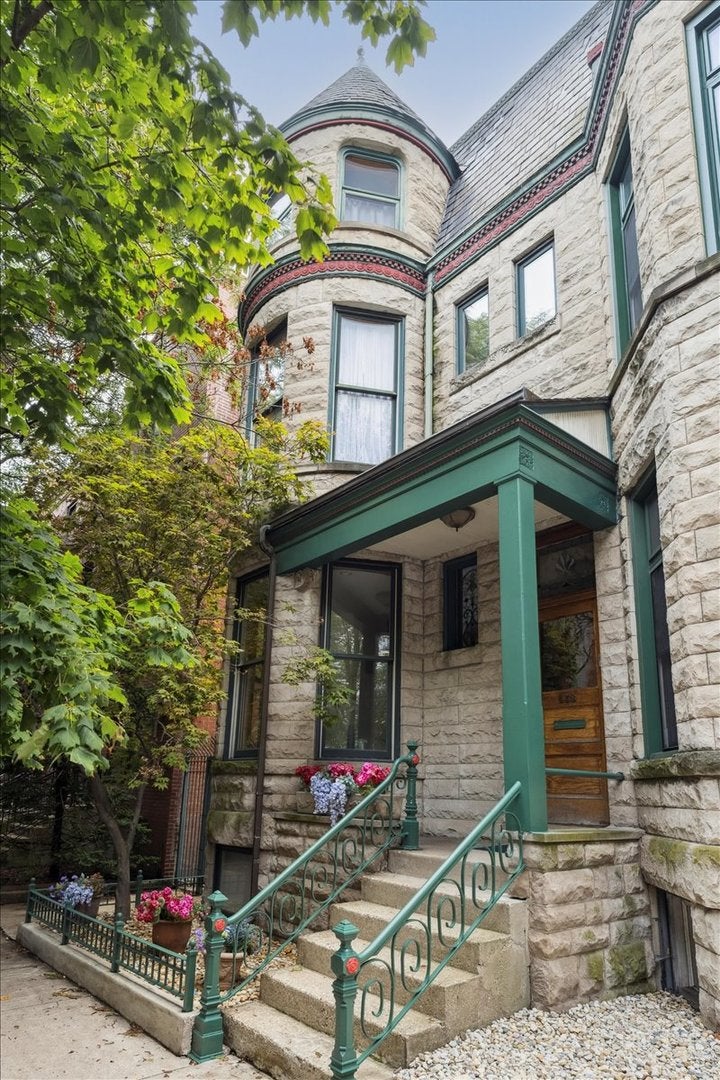 Chicago, Illinois, 60614, United States, 4 Bedrooms Bedrooms, ,5 BathroomsBathrooms,Residential,Active,1922312
