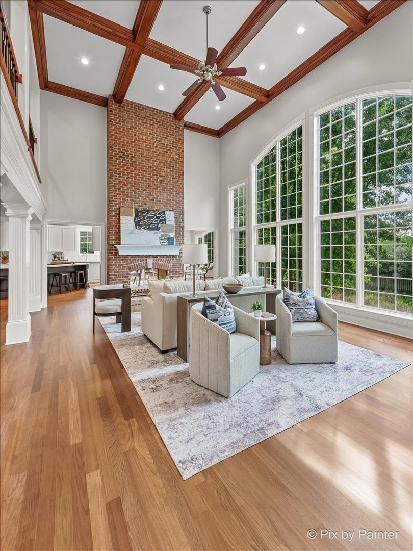 St. Charles, Illinois, 60175, United States, 5 Bedrooms Bedrooms, ,5 BathroomsBathrooms,Residential,Active,1959536