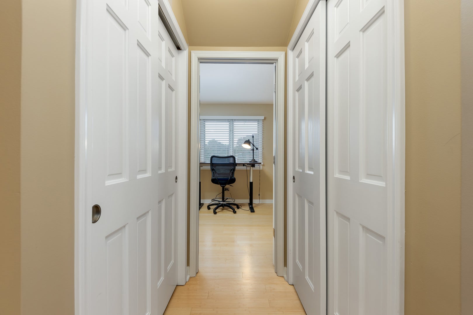 Naperville, Illinois, 60565, United States, 5 Bedrooms Bedrooms, ,4 BathroomsBathrooms,Residential,Active,1959981