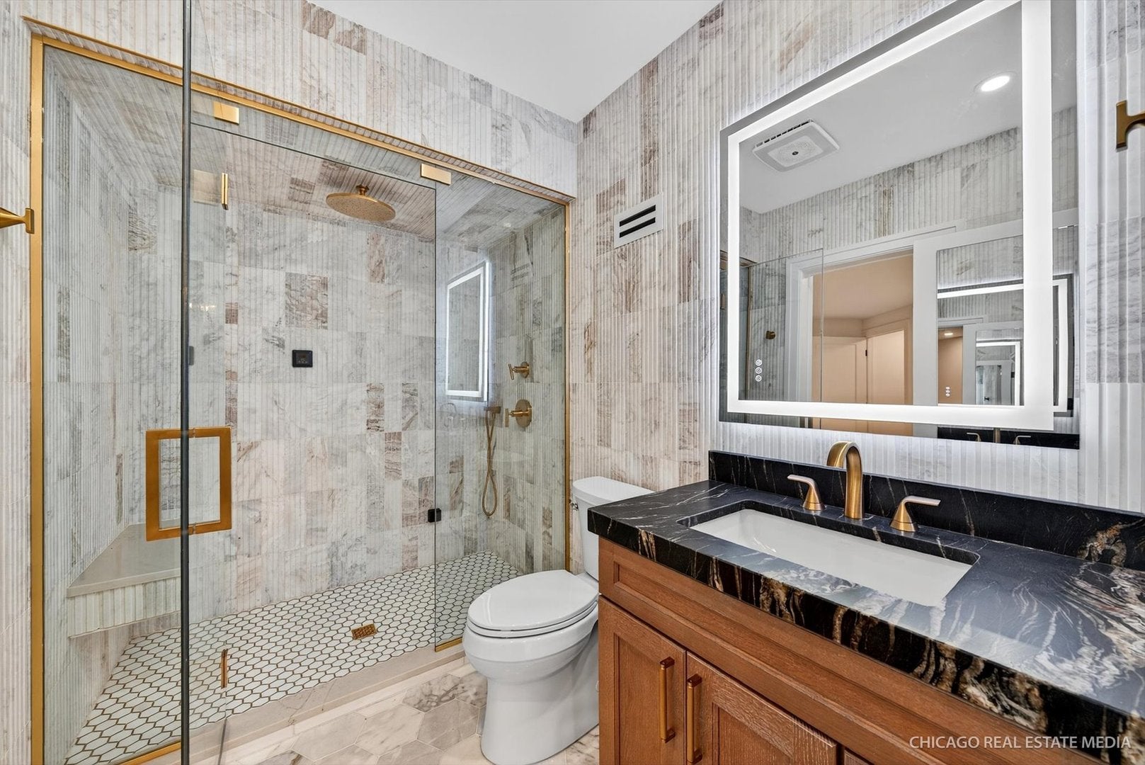 Burr Ridge, Illinois, 60527, United States, 5 Bedrooms Bedrooms, ,6 BathroomsBathrooms,Residential,Active,1995246