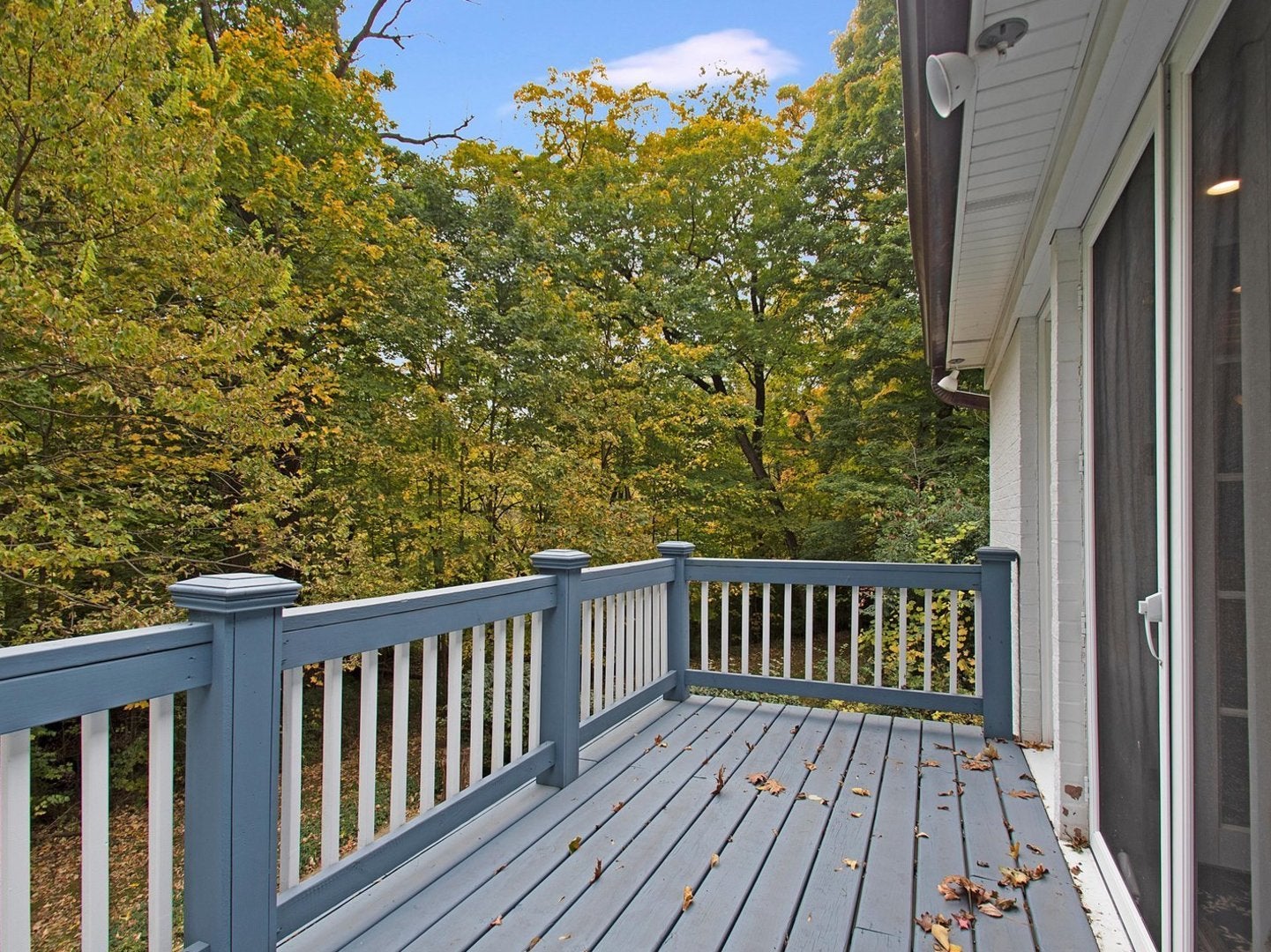 Rockford, Illinois, 61107, United States, 6 Bedrooms Bedrooms, ,7 BathroomsBathrooms,Residential,Active,1987218