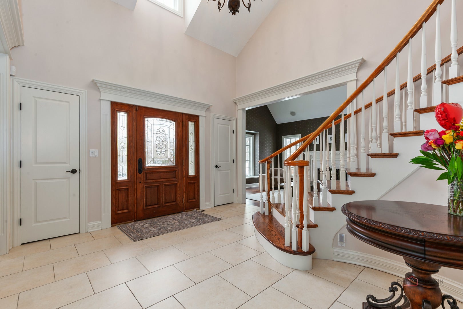 Lake Forest, Illinois, 60045, United States, 5 Bedrooms Bedrooms, ,5 BathroomsBathrooms,Residential,Contingent,2015476