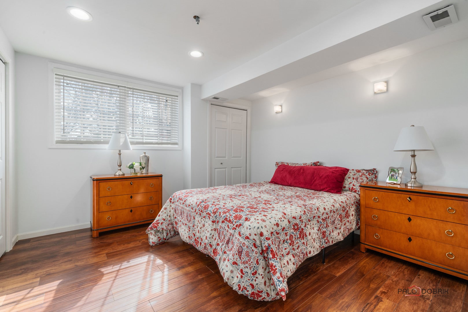 Long Grove, Illinois, 60047, United States, 4 Bedrooms Bedrooms, ,4 BathroomsBathrooms,Residential,Contingent,1972135